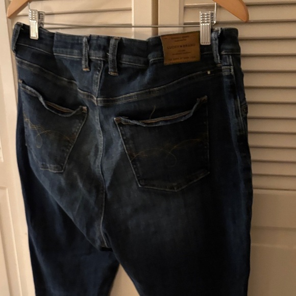 Lucky Brand Emma Straight Plus Size Jeans with Altered Waist. - Picture 9 of 10